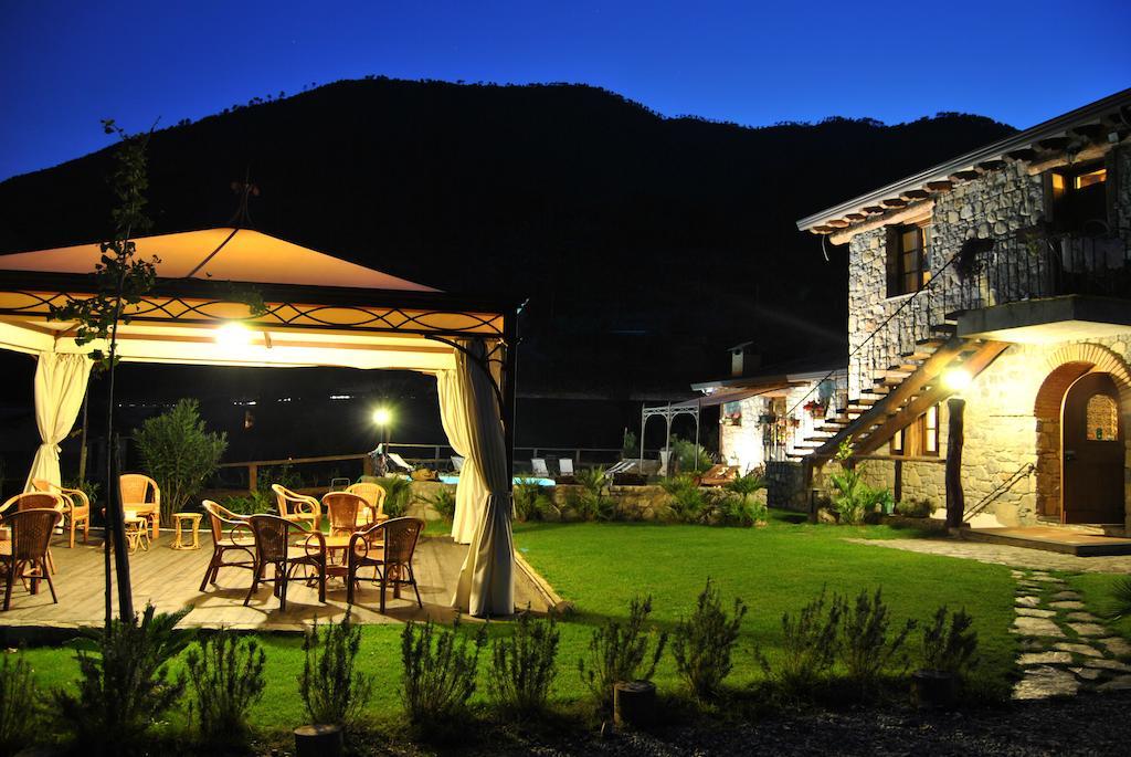 Le Macine Del Confluente Bed & Breakfast Badalucco Exterior photo