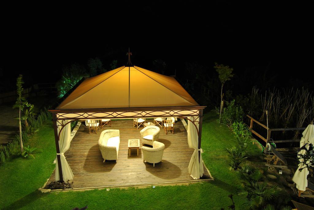 Le Macine Del Confluente Bed & Breakfast Badalucco Exterior photo